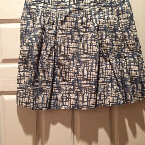 Old Navy Skirt  - Picture 3 of 4